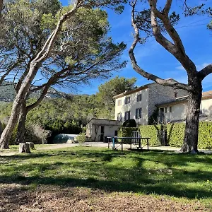 Domaine De Cassan Hébergement de vacances